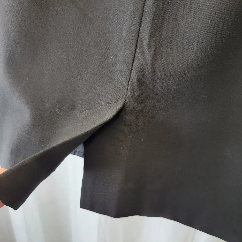 Liz Claiborne Sport Black Pencil Skirt with Front Zip and Vent, 8